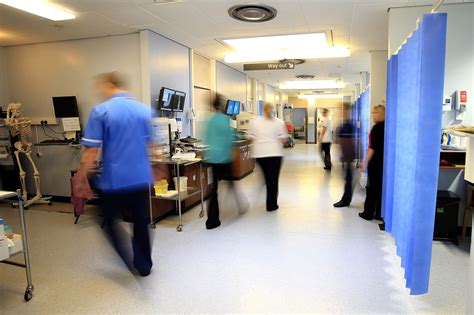 Nhs Waiting List In England Hits Record 75 Million The Independent