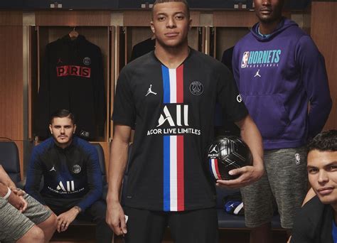 Paris Saint Germain 2019 20 Jordan Fourth Kit 1920 Kits