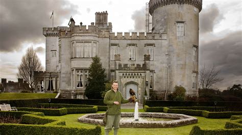 Falconry And Hawk Walks In Co Clare Ireland Dromoland Castle