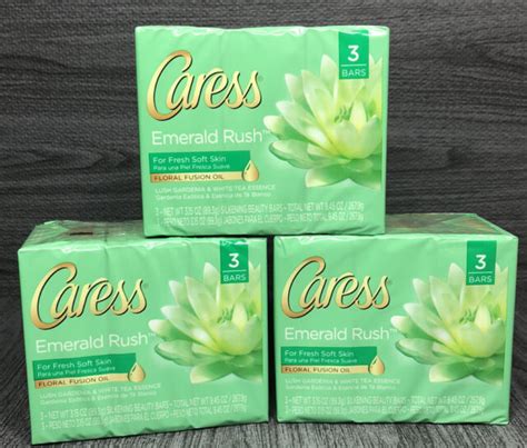 Caress Beauty Bar Soap Emerald Rush Gardenia Floral Fusion Lot Of 9
