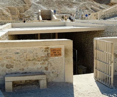 King Tuts Tomb Has No Secret Room Radar Shows