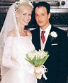 Claudia Schiffer and Matthew Vaughn. 2002 в 2019 г. | Свадебные платья ...