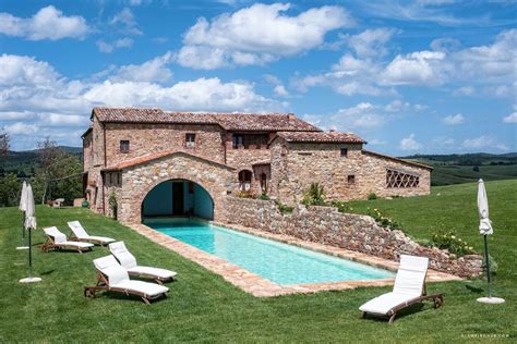 Idyllic Villa Rental With A Swimming Pool In The Countryside Of Pienza
