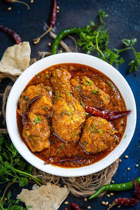 Indian Restaurant Style Chicken Masala Curry Recipe Video