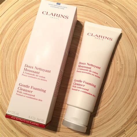 Clarins Gentle Foaming Cleanser with Cottonseed - Bellyrubz Beauty