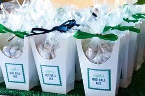 Now that you've framed out your retirement party, it's time to start planning your party theme. Golf Party Favor Ideas