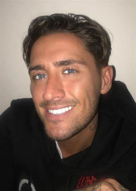 Bear dm for collabs check out my only fans. Stephen Bear Height, Weight, Age, Body Statistics - Healthy Celeb