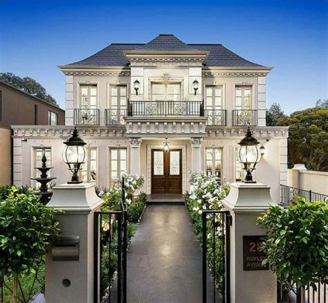 Pin By Betty Kermanian On Full House Facade House House Exterior