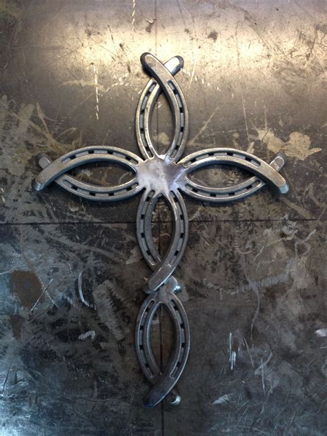 Horseshoe Cross Solid Center Metal Art Projects Metal Art Metal Fab