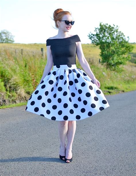 30 Adorable Polka Dot Dress Ideas To Makes You Look Fashionable