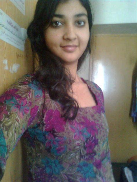 Simple Pakistani Girls Telugu Tamil Kerala Malayalam 87516 Hot Sex Picture