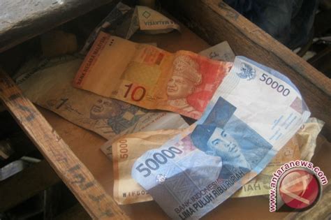 Min = 4.8031 (2/07/2020) prt = 4.9203 maks = 5.0738 (26/05/2021) carta di atas menunjukkan kadar pertukaran apabila menukar 1 euro ke ringgit malaysia. Kurs Rupiah Terhadap Ringgit di Nunukan Stabil - ANTARA ...