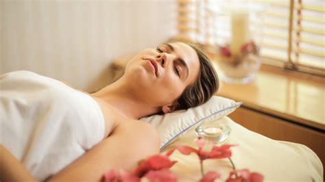 Relaxing Swedish Full Body Massage Nirvana Health Spa Detox Center And Natural Health Store