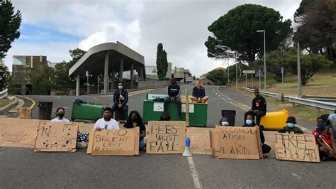 Uct Src Stages Campus Shutdown In Protest Against Fee Blocks