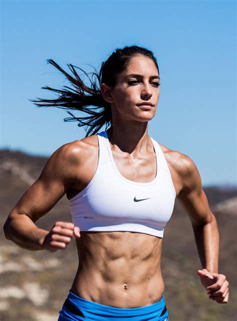 Allison Stokke How A Single Photo Made Her The Famous Internet Sensation That She Is Now