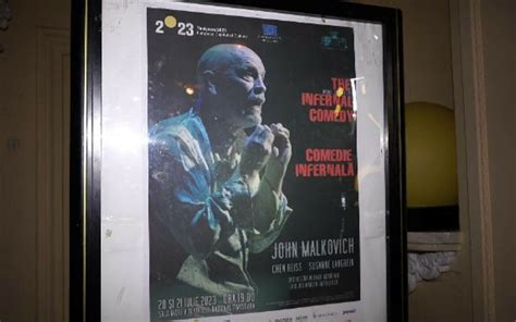 John Malkovich a făcut senzație pe scena Teatrului Național din