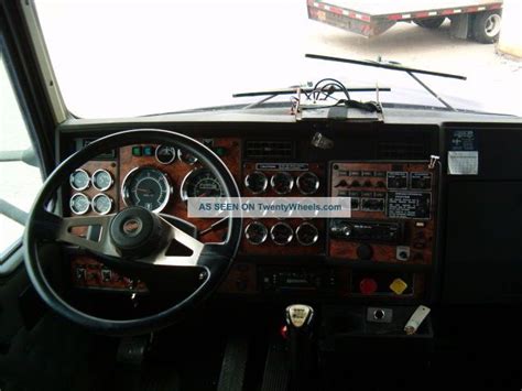 1999 Kenworth T600