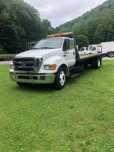 Ford 2005 Flatbeds And Rollbacks