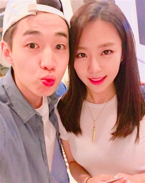 “we Got Married” Couple Henry And Yewon Reunite 1 Year Later Soompi Married Couple Got