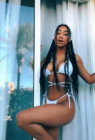 Elizabeth Anorue Llleasy Nude And Sexy Videos On Tiktok