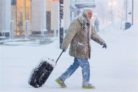 At Least 8 Dead As Dangerous Cold Paralyzes Midwest Frigid