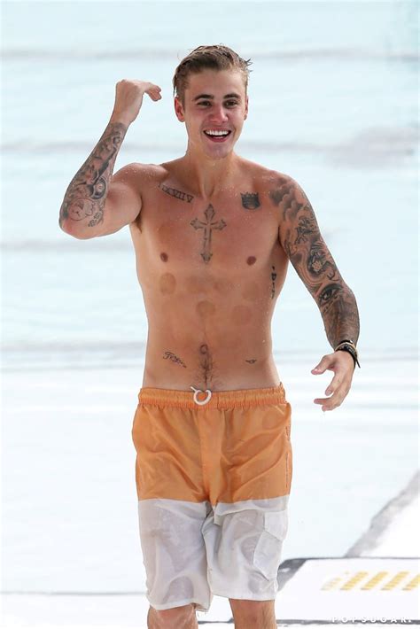 Justin Bieber Shirtless Pictures Popsugar Celebrity Photo 80