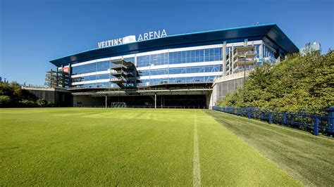 Located in gelsenkirchen, germany, schalke is one of the most popular teams in europe with a rich history. Arena-Tour - Fußball - Schalke 04