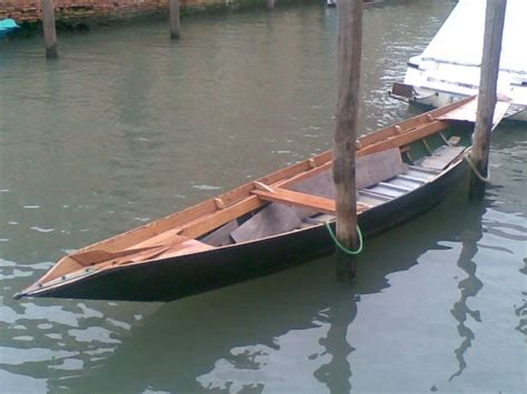 Doryman Venetian Boats