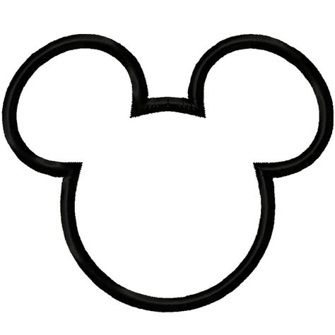 Mickey Mouse Head Outlinemaybe Do As A Stencil And Paint In A Light