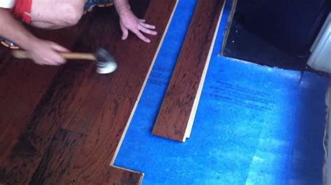 Which tools do you need to install engineered hardwood floors? How to install engineered hardwood flooring - lock and ...
