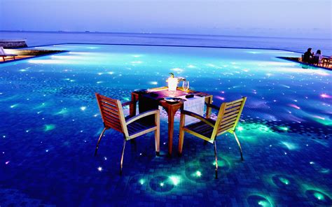 Huvafen Fushi Maldives Meeru Island Resort And Spa Walk In The Day