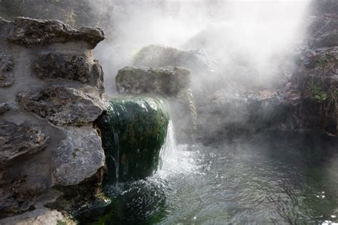 Visiting The Peninsula Hot Springs Dont Miss These 4 Unique