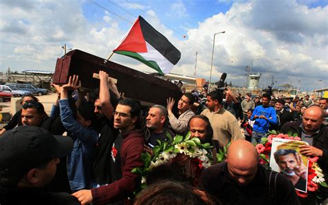 Israelis And Palestinians Mourn Juliano Mer Khamis The New York Times