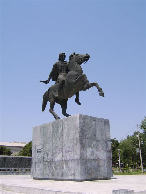 Alexander iii of macedon, commonly known as alexander the great, was a king of the ancient greek kingdom of macedon. Pin su WORLD @ SCULPTURES & STATUES