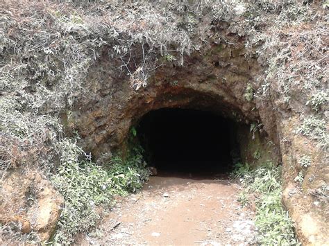 Sebagai kota tujuan wisata masyarakat indonesia, malang bukan saja menyediakan wisata modern saja, namun ada juga outbound malang yang sangat baik diikuti bersama rekan kerja. Gua Jepang-Promasan | Sebuah Catatan Petualangan