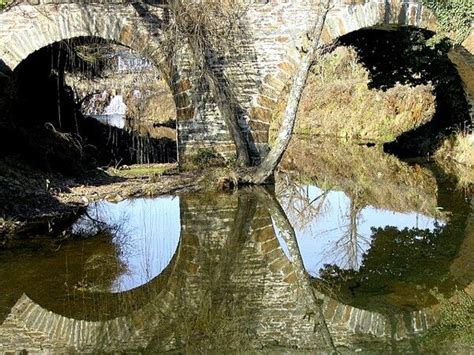 Centro de lenguas y culturas. Doubletake | Reflection photos, Example of reflection, Water reflections
