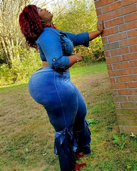 issa adventure 😃 swipe to see big girl fashion curvy woman most beautiful black women