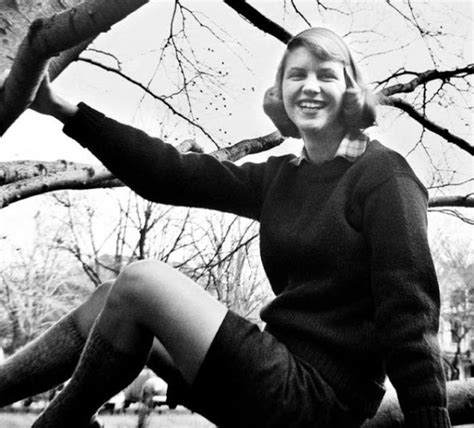 Sylvia Plath Life Of The Talented Tragic Poet Through Amazing Photos Vintage Everyday