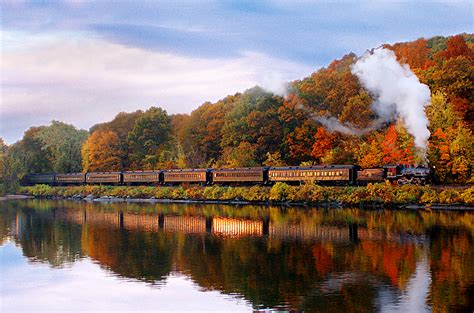 8 Best Fall Foliage Train Rides Fall Leaf Peeping Train Tours