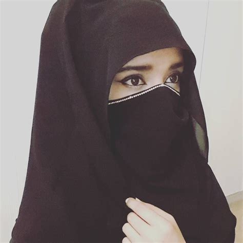 The Detail Speaks For Itself Niqab Fashion Beautiful Hijab Niqab