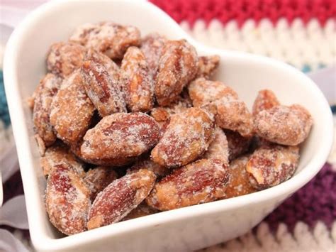 Honey Roasted Almonds These Candied Almonds Make For An Irresistible