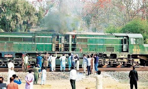 Train Engine Catches Fire In Sahiwal Newspaper Dawncom