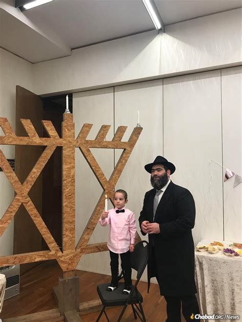 ‘let There Be Light First Night Of Chanukah 2021 In Photos Menorahs