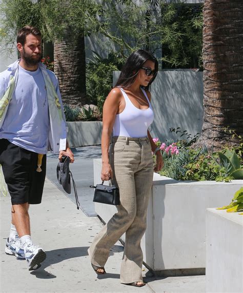 Kourtney Kardashian Showed Her Tits In La The Fappening