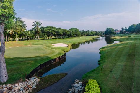 Descargar póster (pdf, 1.5 mb). Kota Permai Golf Country Club 2 - GolfLux