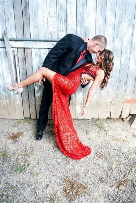 Prompicturescouples With Images Prom Pictures Couples Prom