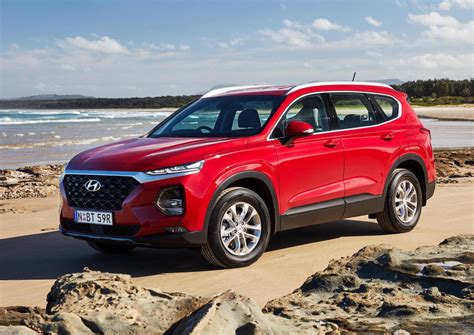 The 2021 hyundai santa fe features a wider, more aggressive front grille, digital display and a panoramic sunroof. 2019 Hyundai Santa Fe now on sale in Australia ...