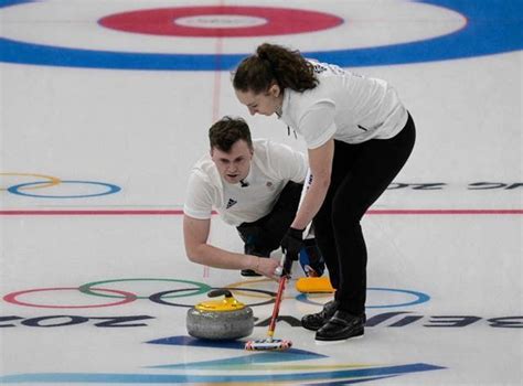 February 3 2022 Team Gb Curlers Bruce Mouat And Jen Dodds Win A