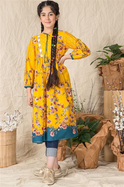 Kayseria Best Winter Dresses Collection 2020 21 For Women And Little