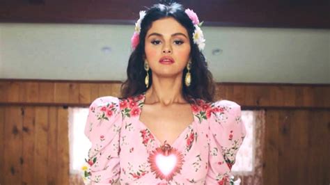 Selena Gomez Announces Release Date For Her First Spanish Ep Revelación
